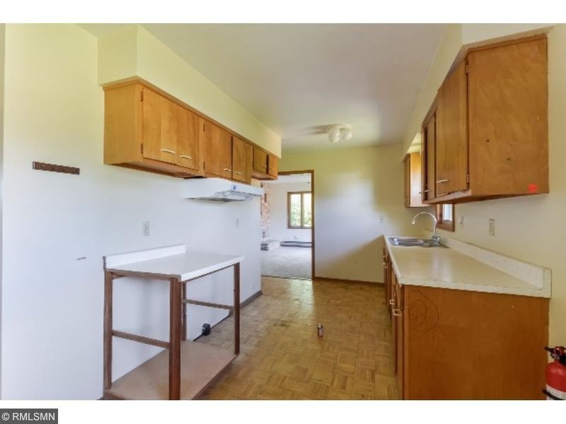 6985 Quartz Ave, Mayer, MN 55360