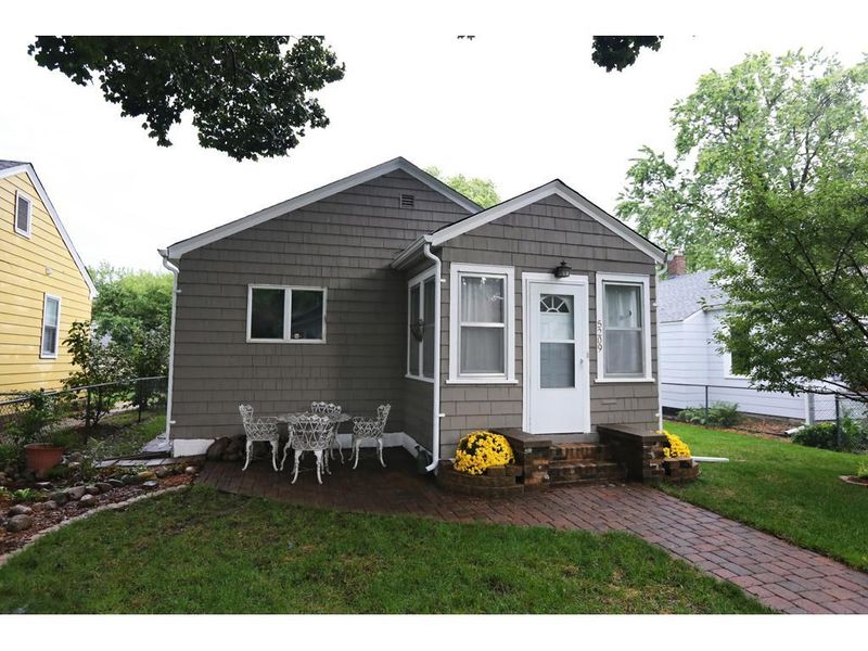5209 37th Ave S, Minneapolis, MN 55417
