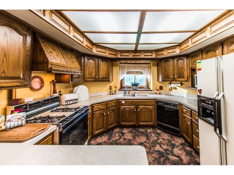 1909 132nd Ln NE, Blaine, MN 55449