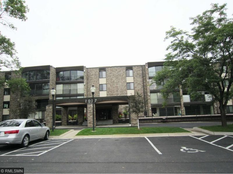 1077 Sibley Memorial Hw #502, Saint Paul, MN 55118