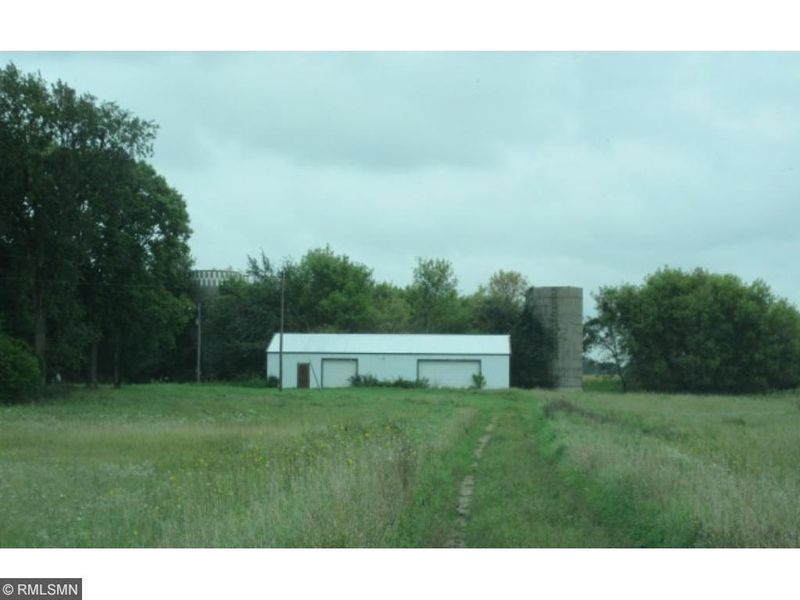 15208 Zane Ave, Stewart, MN 55385