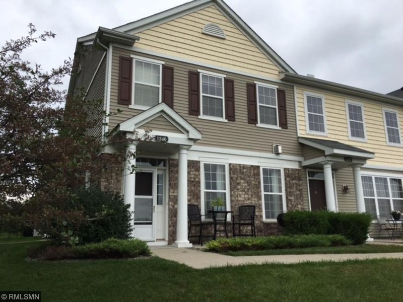 1240 Terrace Ave, Maplewood, MN 55109