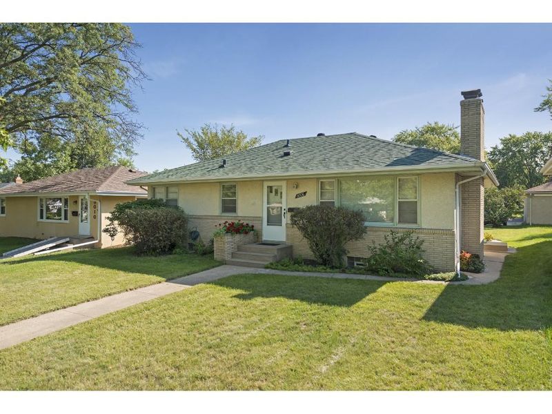 5006 N Upton Ave, Minneapolis, MN 55430