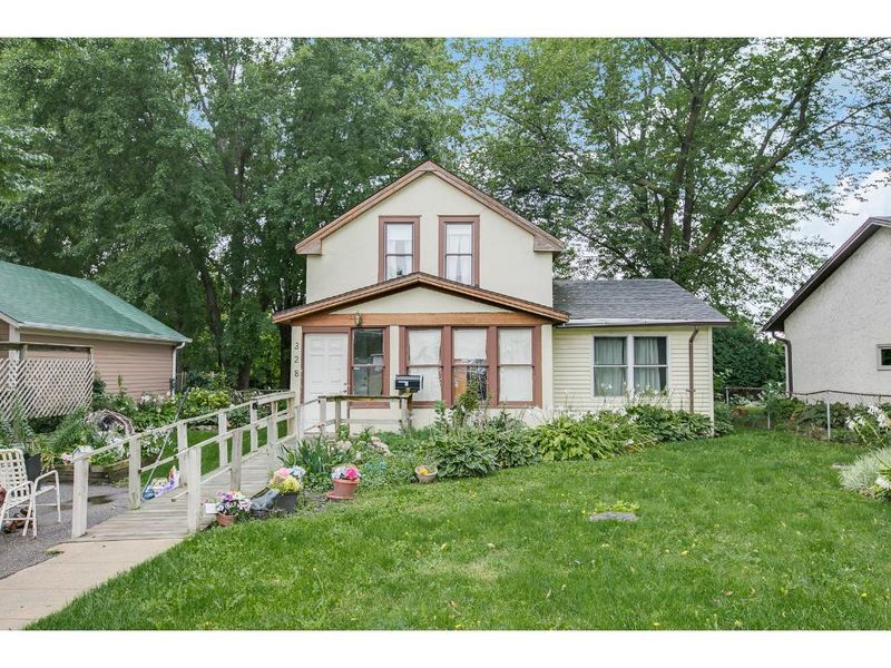 328 2nd St NE, Minneapolis, MN 55413