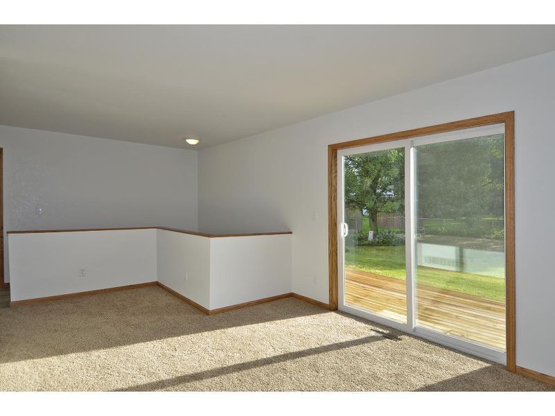 2215 4th Ave SE, Owatonna, MN 55060