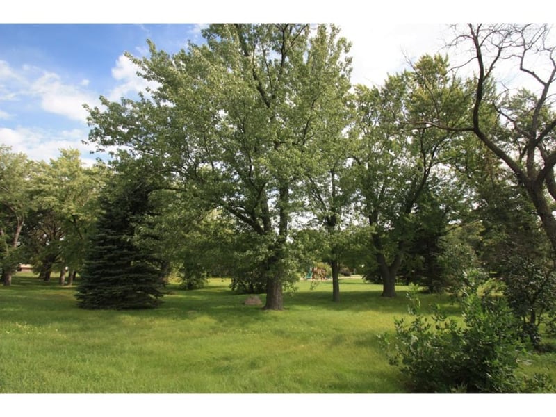 111 4th St NE, Sartell, MN 56377
