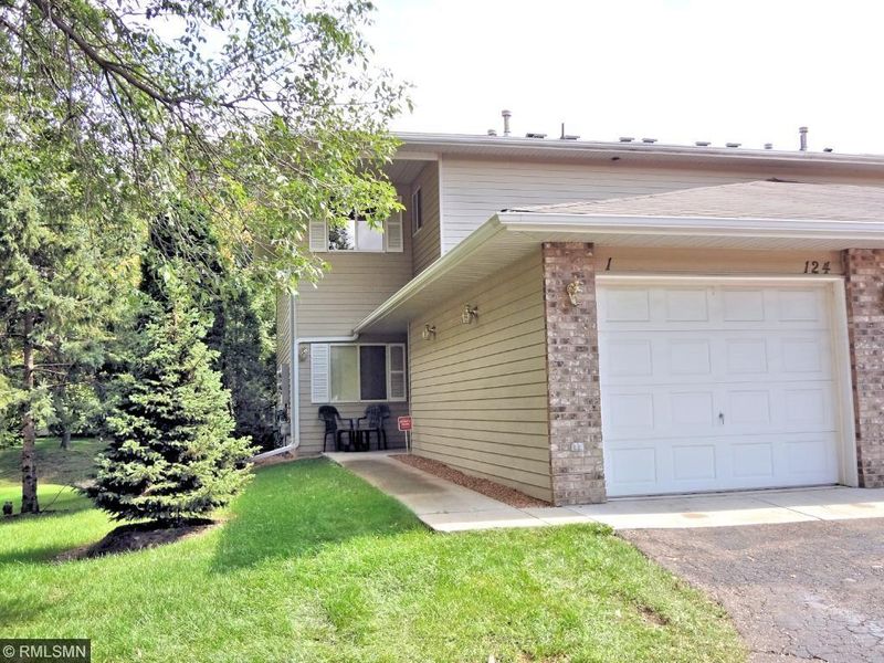 124 Ruth St N #1, Saint Paul, MN 55119