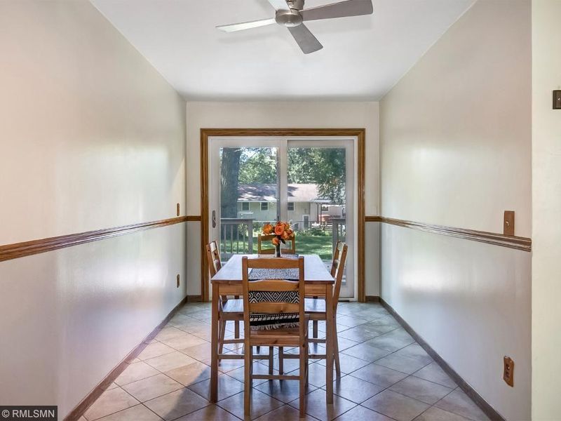 5215 Greatview Ave, Brooklyn Center, MN 55429