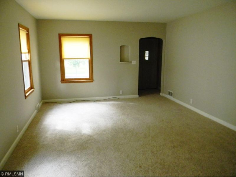 616 9th Ave N, South Saint Paul, MN 55075