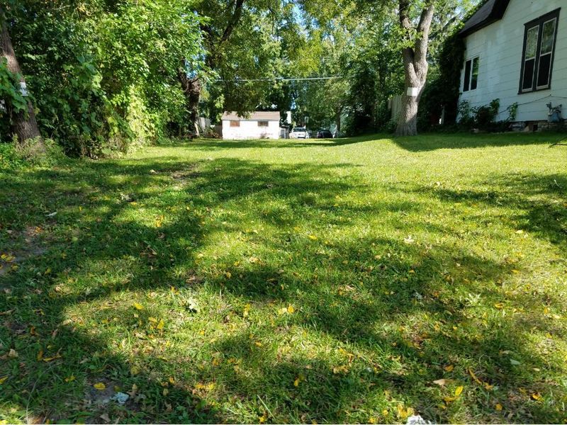 655 Sherburne Ave, Saint Paul, MN 55104