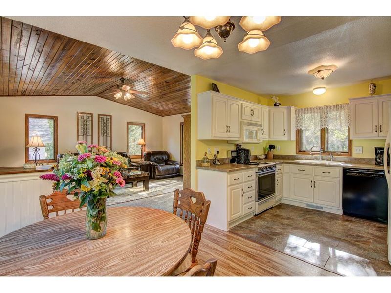 14530 Afton Blvd S, Afton, MN 55001
