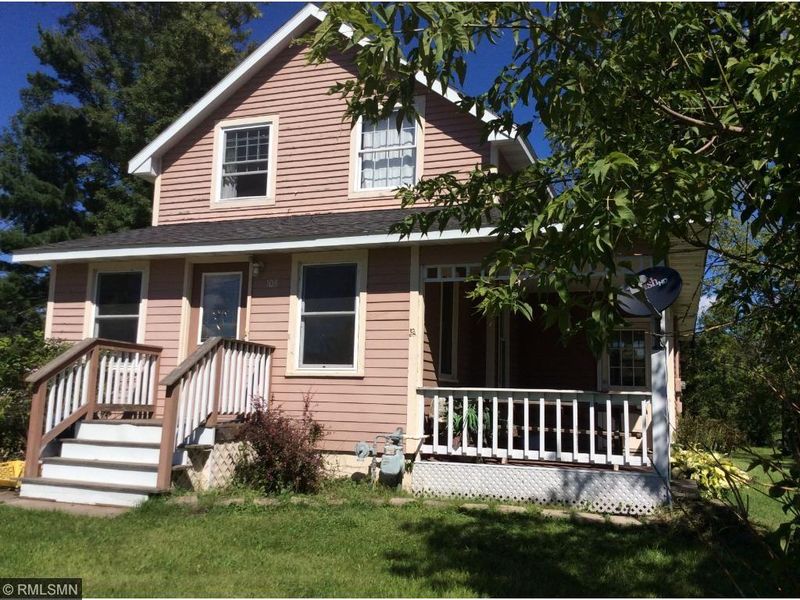 103 3rd St NE, Hinckley, MN 55037