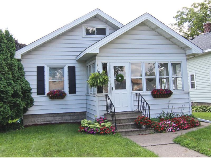 1126 Van Buren Ave, Saint Paul, MN 55104