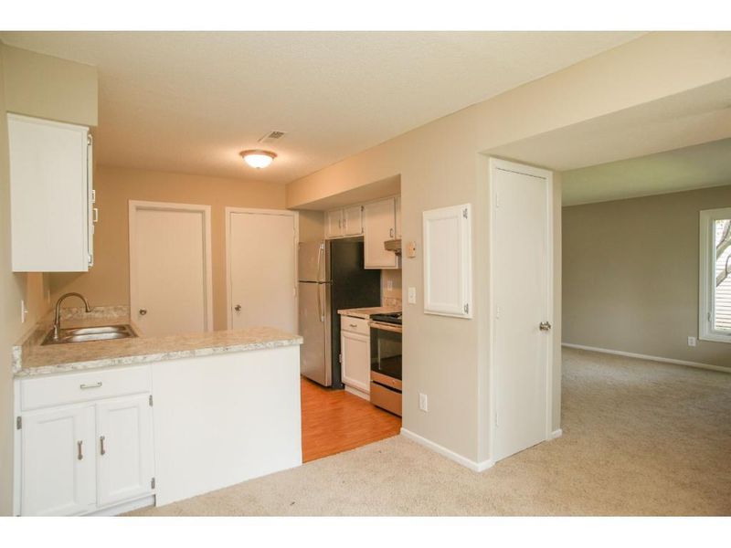 4723 Sunne Point, Eagan, MN 55122