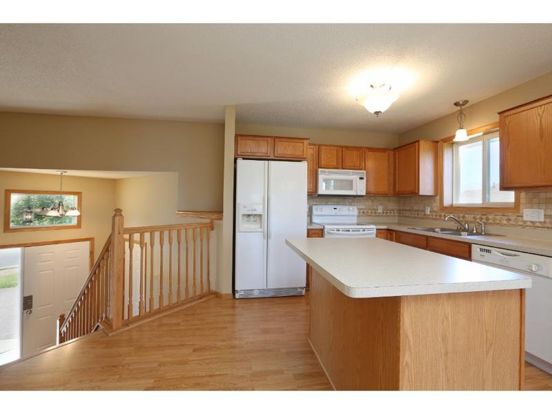 134 Garner Cir, Montrose, MN 55363