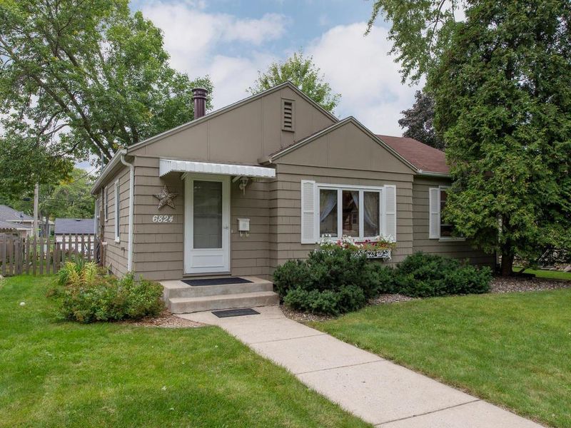 6824 Vincent Ave S, Richfield, MN 55423