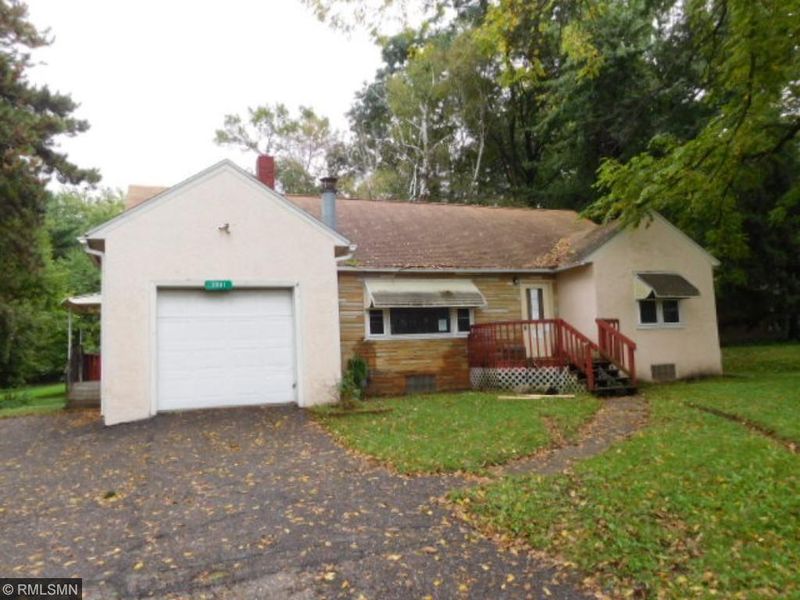 2901 Hadley Ave N, Oakdale, MN 55128