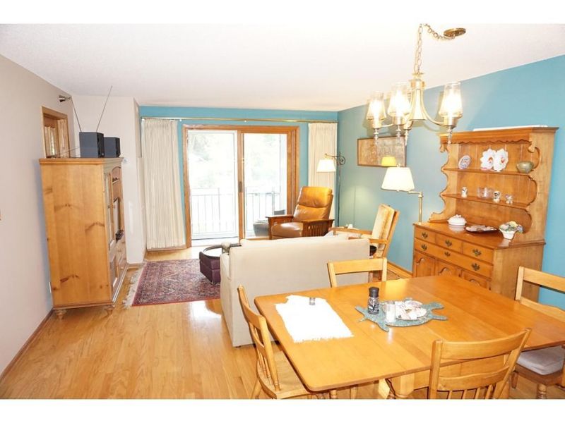 1666 Coffman St #201, Falcon Heights, MN 55108