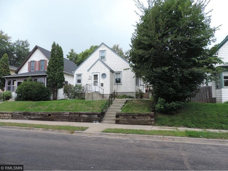 322 2nd Ave S, South Saint Paul, MN 55075