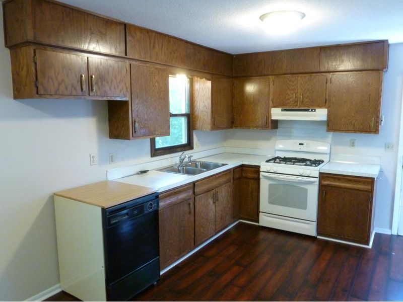 11160 166th St W, Lakeville, MN 55044