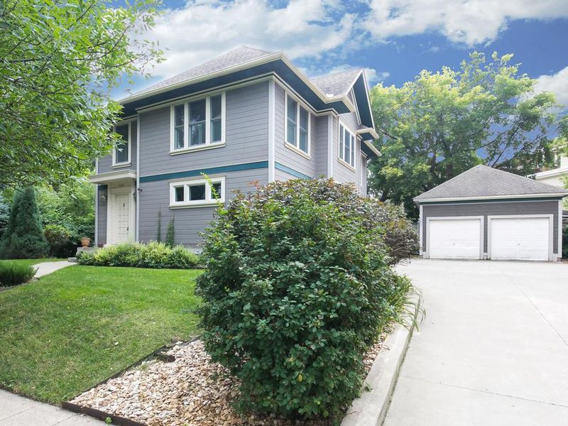 420 Portland Ave, Saint Paul, MN 55102