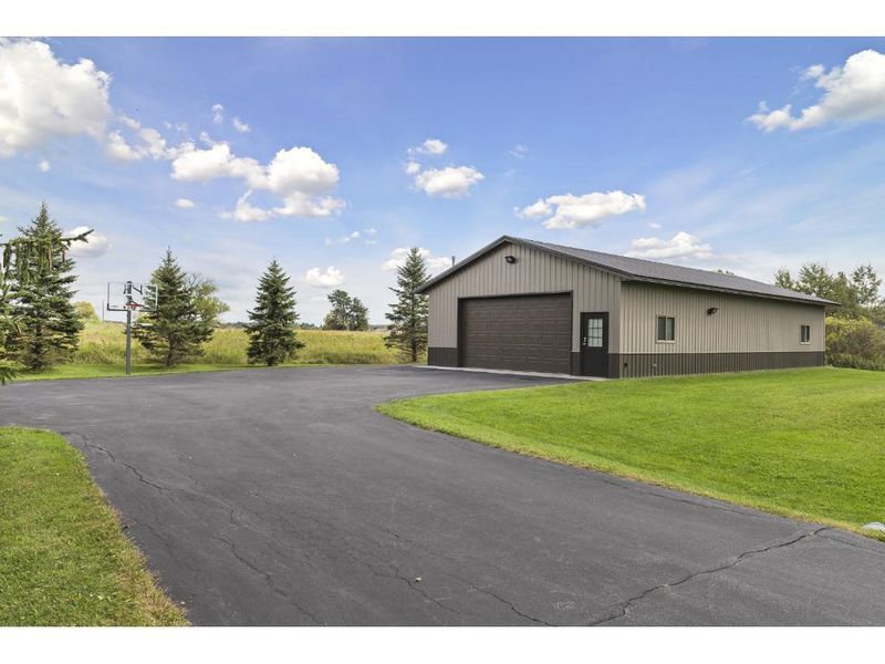 14390 Ranch Rd NW, Elk River, MN 55330