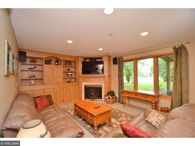 13780 Holly St NW, Andover, MN 55304