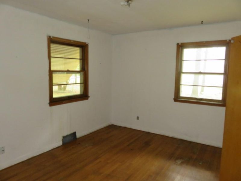 3411 Halsey St, Eau Claire, WI 54701