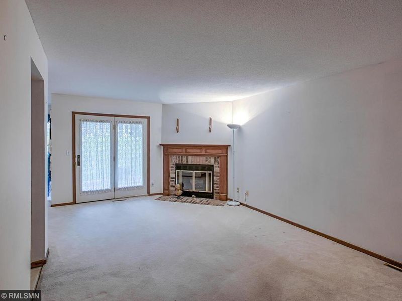 7310 W 110th St, Bloomington, MN 55438