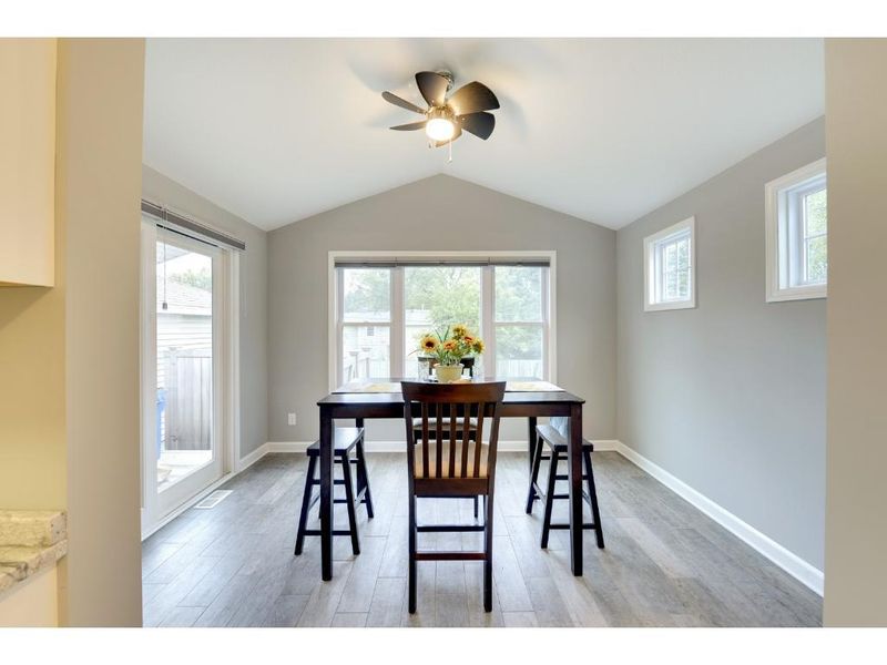 6036 Xerxes Ave S, Edina, MN 55410