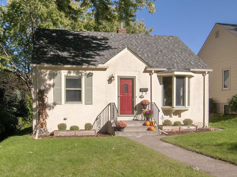 3139 Pierce St NE, Minneapolis, MN 55418
