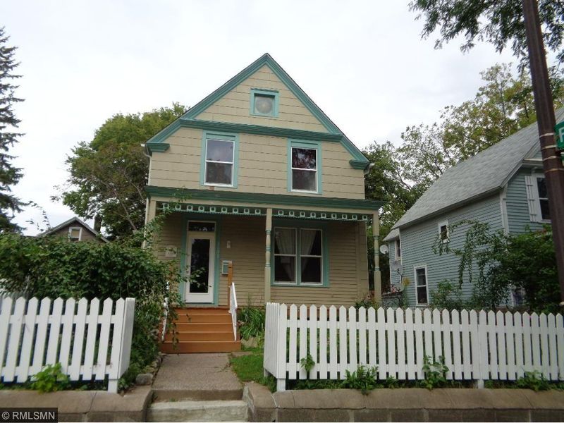 1103 Burns Ave, Saint Paul, MN 55106