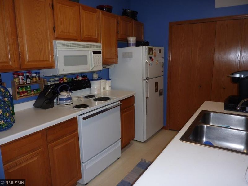 3625 Vermilion Ct N #1104, Eagan, MN 55122