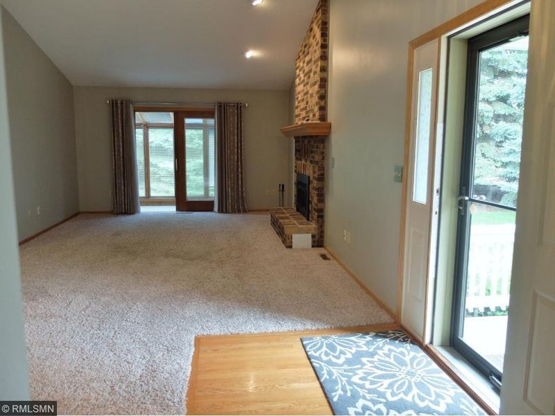 14665 Sherwood Pl, Burnsville, MN 55306