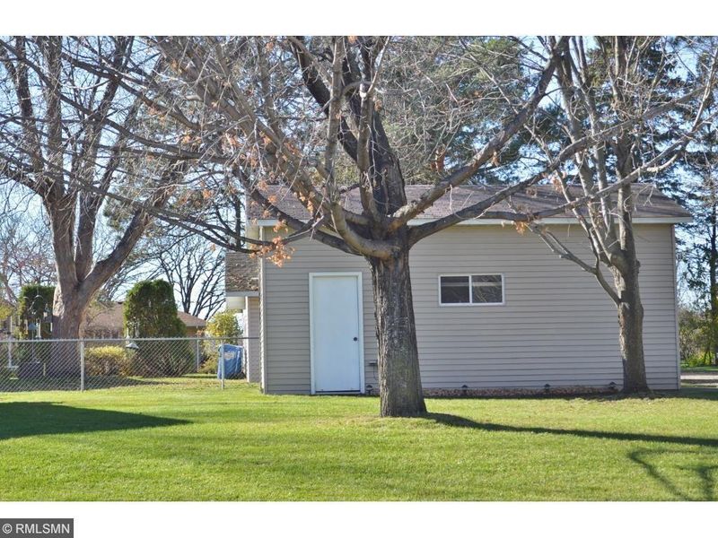 619 River Ave S, Sauk Rapids, MN 56379