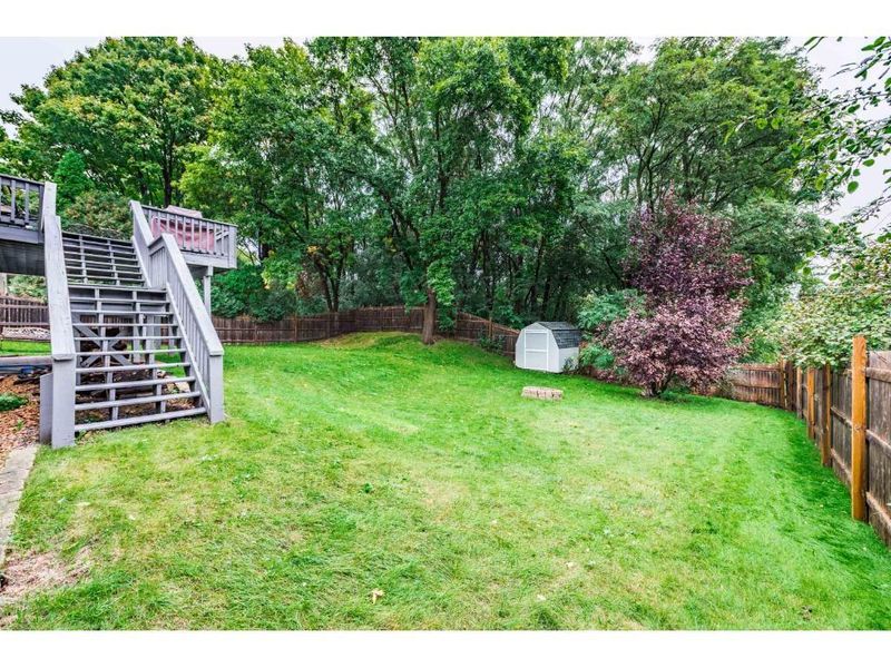 15 Stinson Blvd, New Brighton, MN 55112