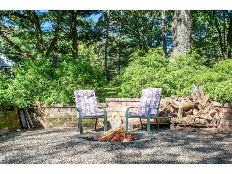 2701 County Road H, New Brighton, MN 55112
