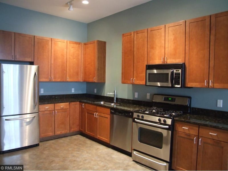 2650 University Ave W #216, Saint Paul, MN 55114