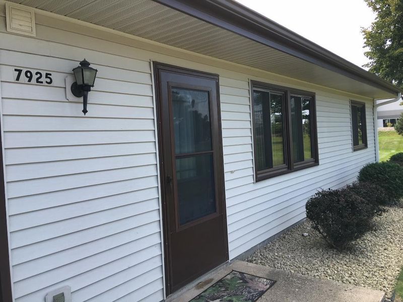 7925 85th Ct N, Brooklyn Park, MN 55445