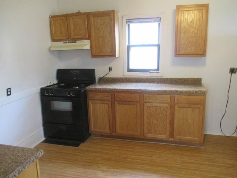 1011 Fuller Ave, Saint Paul, MN 55104