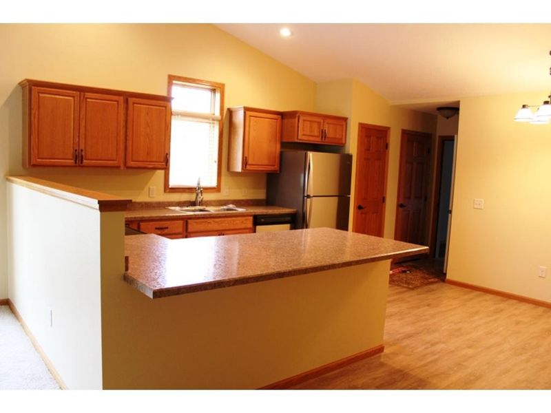 601 Iowa Ave NE, Staples, MN 56479