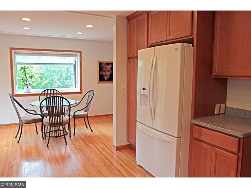 8337 Washburn Ave S, Bloomington, MN 55431