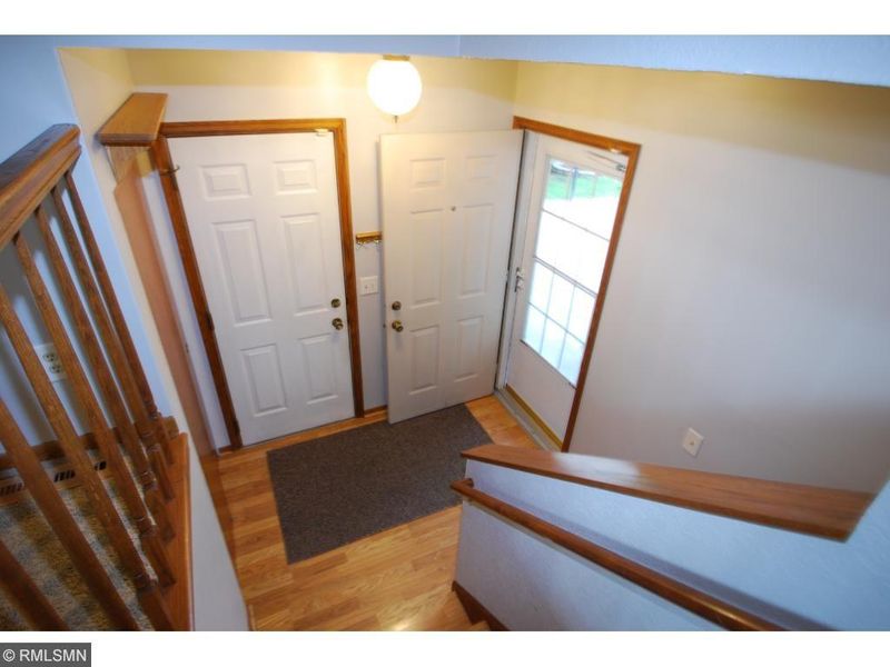 8669 Xenium Ln N, Maple Grove, MN 55369