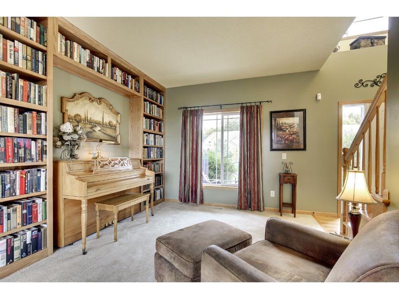 4006 Spruce Rd, Saint Bonifacius, MN 55375