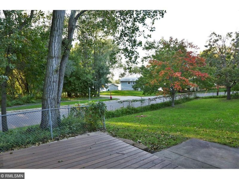 3930 51st Ave N, Brooklyn Center, MN 55429