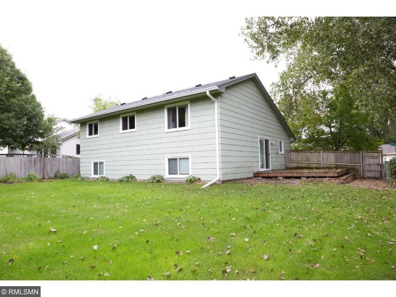 3930 51st Ave N, Brooklyn Center, MN 55429