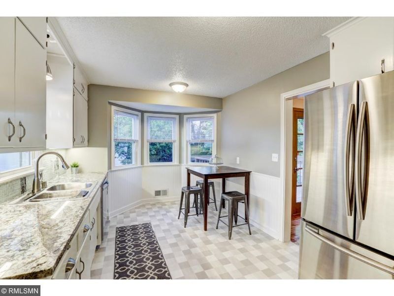 2131 Suburban Ave, Saint Paul, MN 55119