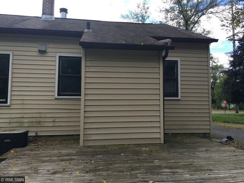 375 W 1st St, Rush City, MN 55069