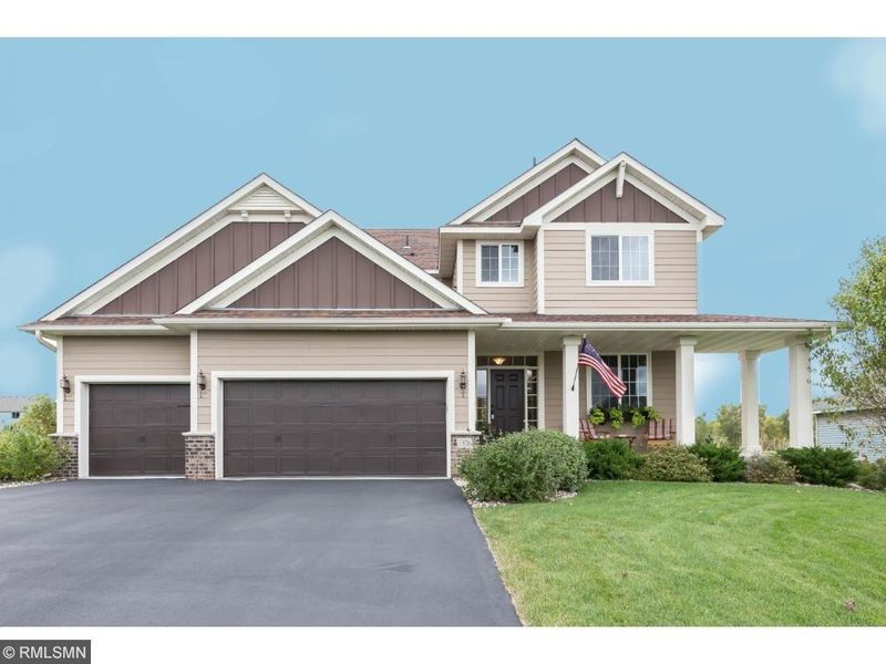 1326 Danita Cir, Shakopee, MN 55379