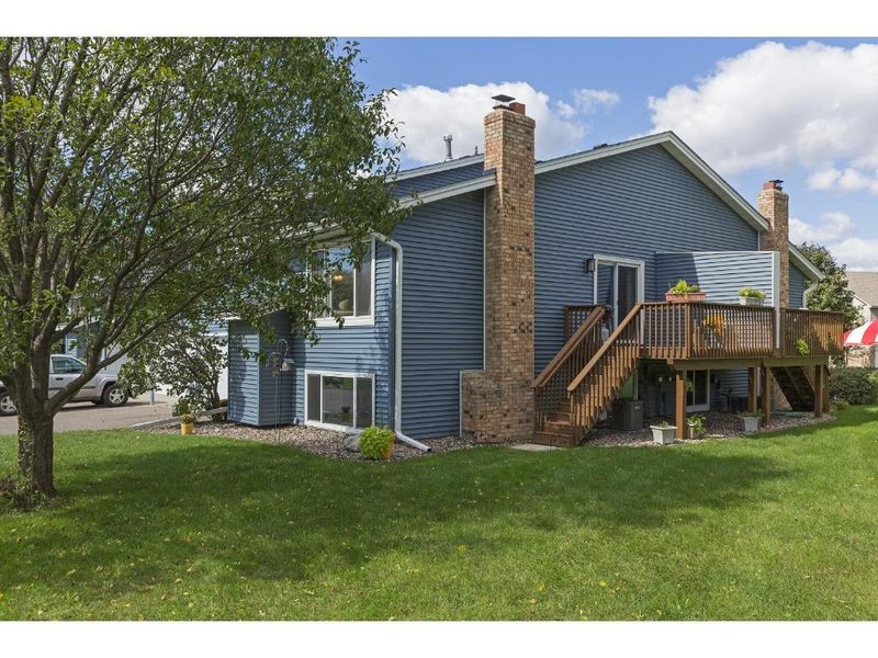 16119 Flagstaff Ct N, Rosemount, MN 55068